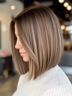 42 Stunning Lowlights Hair Color Ideas for 2024 Brown Hair With Subtle Highlights And Lowlights, Brown Hair With Highlights Bob Haircut, Hair Color Trends Short Hair, Dark Blonde Short Hair, Hair Color Beige, Lowlights Hair Color, Blonde Brunette Hair, Lowlights Hair, Dark Blonde Bobs