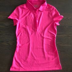 Nwt! Hot Pink Golf Shirt. Xs Nike Galaxy, Crossover Top, Tops Nike, Nike Short, Half Sleeve Tops, Dri Fit Shirt, Casual Athletic, Ladies Tee Shirts, Blue Tee