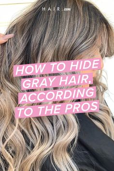 If you’re stumped on how to hide gray hair, we’re here to help! We tapped Sean Godard, Redken artist, on all there is to know about how to hide gray hair. Whether you want to go the salon route, or conceal your grays at home, read on to find out how to make gray coverage easy. Hide Gray Hair With Highlights Brunettes, Hide Grey Hair, Grey Hair Roots, Hide Greys, Grey Hair Coverage, Dunner Wordend Haar, Grey Blonde, Covering Gray Hair, Grey Roots