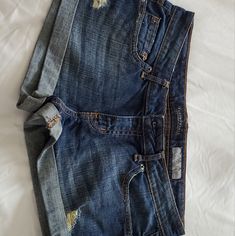 No Tag. But Never Worn. Blue Short. Size 4. Cheap Mid-rise Y2k Jean Shorts, Cheap Blue H&m Jean Shorts, Cheap Women's Jean Shorts By H&m, Diy Thrift Flip, Aeropostale Shorts, Aeropostale Jeans, Aeropostale Shirts, Thrift Flip, Aeropostale