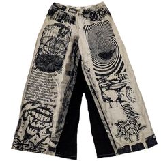 Emo Punk Aesthetic, Fantasy Pants, Mesh Aesthetic, Anime Y2k, Dystopian Aesthetic, Punk Aesthetic, Teenage Girl Outfit, Y2k Emo, Painted Jeans