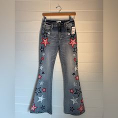 How Good Would These Look On New Years Eve? Just Sayin’! Never Worn. 27x34 Holiday Jeans About Me: I Accept Reasonable Offers. Fast Shipping. New Items Added Weekly. Thank You For Shopping My Store, Have A Beautiful Day! Usa Painted Jeans, Painted Hoco Jeans, Personalized Jeans, Holiday Jeans, Driftwood Star, Flag Jeans, Senior Jeans, Birthday Painting, Usa Jeans