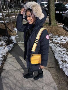 Canada Goose Coat, Winter Inspo Outfits, Fur Hood Jacket, Winter Streetwear, Black Men Street Fashion, Baddie Fits, Autumn Fits