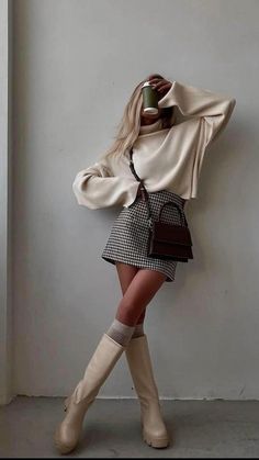 Europe Outfits, Winter Fashion Outfits Casual, Casual Chique, Paris Mode, Italy Outfits, Paris Outfits, Autumn Outfit, Outfit Inspo Fall