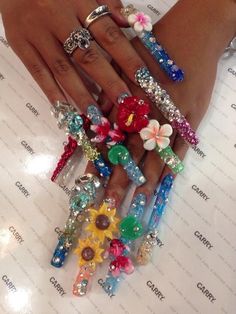 Bamba Gyaru, Harajuku Nails, Gal Nails, Nike Nails, Xxl Nails, Gyaru Nails, Crazy Nail Art, Crazy Nails, Gyaru Fashion