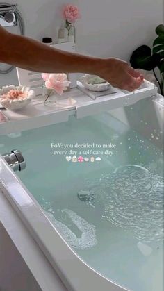 Bath Aesthetic, Design Room, Healthy Girl, Healthy Lifestyle Inspiration, Shower Routine, Glow Up Tips, روتين العناية بالبشرة, Body Skin Care Routine