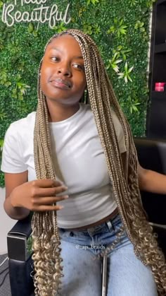 Braids With Blonde And Black, Blond Knotless Braids With Curly Ends, Knotless Braids Colour Ideas, Blonde Braids Hairstyles For Black Women, Blonde Black Knotless Braids, Blonde Braided Hairstyles Black Women, Blond Braids With Curls, Blonde Highlights Knotless Braids