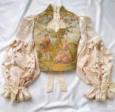 Unique Layered Outfits, Feminine Male Outfits, Solar Punk Fashion, Sun Outfit, Victorian Poetry, Old Fashion, Fantasy Clothing, Fantasy Fashion, Character Outfits