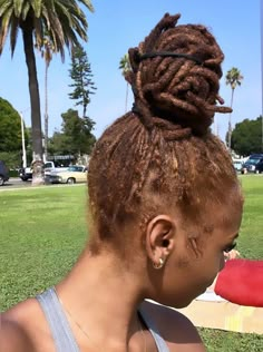 Light Brown Hair Locs, Chocolate Brown Locs Black Women, Brown And Black Locs, Blue Locs Black Women, Dark Brown Locs, Color Locs Black Women