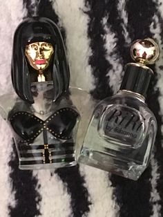 2000s Perfume, Dior Poison Perfume, Nicki Minaj Perfume, Poison Perfume, Fragrance Layering, Beauty 2023, Emo Wallpaper