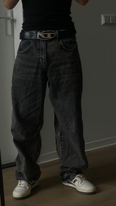 Baggie Jeans Outfit, Baggy Pants For Men, Baggy Jeans Outfits, Style Baggy Pants, Black Baggy Jeans, Baggy Jeans Outfit, Jeans Outfit Men, Outfits Baggy, Black Jeans Men