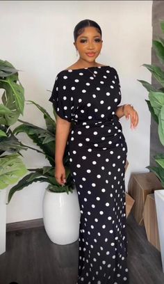 Chiffon Dress Long Casual, Modest Dress Outfits, Chic Dress Classy, Elegant Outfit Classy, Short African Dresses, Simple Gowns, African Wear Dresses, Modest Dresses Casual