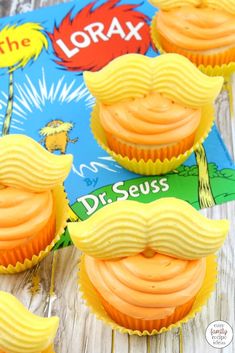 these dr seuss cupcakes are so cute and easy to make they look like mustaches