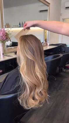 Angela Halili Hair, Balayage Hair Honey Blonde, Vanilla Blonde Hair Balayage, Balyage Long Hair Blonde, Honey Babylights, Blonde Hair Bleach, Long Dirty Blonde Hair, Blonde Balayage On Brown Hair, Blonde Hilights