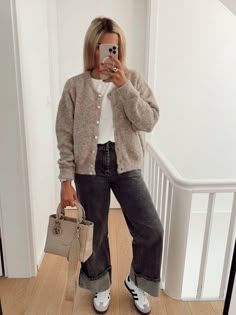 vest JULIA Round taupe collar with pearly buttons | Hello Moon Shop Looks Jeans, Look Adidas, Looks Pinterest, Skandinavian Fashion, Outfit Chic, Neue Outfits, Outfit Trends, Stockholm Fashion, Looks Chic