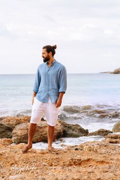 Looking for a present ideas for your dad this Father's Day? Put a smile on dad's face this summer with perfect Father's Day gift - linen shorts. Versatile and comfortable cargo linen shorts LUGANO feature two exterior pockets as well as two interior pockets, an elastic waist and drawstring for the desired fit. These shorts are made from lightweight and breathable linen and are perfect for hot summer days. Man Beach Photoshoot, Men’s Beach Outfits, Egypt Summer, Mens Beach Style, Themed Photoshoot