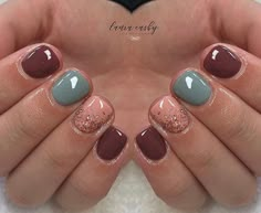 Head Kandy Nail Dip, Shellac Nails Thanksgiving, Cute Short Dip Nails Fall, Korean Manicure Ideas, Revel Nail Dip Powder Ideas Fall, Cranberry Fall Nails, Dip Short Nail Ideas, Fall Nails Ideas Dip Powder Short, Fall Gel Nails Ideas Autumn