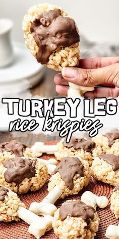 Sweet Rice Krispies Turkey Legs Treat  (Perfect Bake Sale Treat!) Festive Thanksgiving Desserts, Turkey Rice Krispie Treats, Desserts Cute, Turkey Sugar Cookies, Desserts Fall, Rice Krispies Recipe, Bake Sale Treats, Fall Party Food, Food Thanksgiving