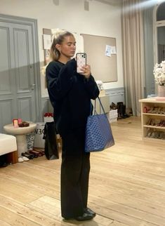 Matilda Djerc Matilda Djerf Boots Outfit, Djerf Fall Outfits, Matilda Djerf Goyard, Matilda Djerf Black Skirt, Matilda Djerf Office Outfit, Matilda Djerf Fall Outfit, Fall Outfits Matilda Djerf, Matilda Djerf Fits, Matilda Djerf Black Pants