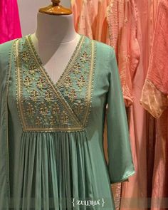 Kurti With Yoke Pattern, Yoke Kurti Designs, Yolk Designs For Kurtis, Yoke Pattern Kurtis, Yoke Designs For Kurtis, Yoke Designs, Kurti Pattern, Yoke Dress