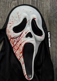 EU ghost face mask with shroud, it has been painted with professional blood paint that will not rub off or ruin the mask. Scary Masks Creepy, Ghost Face Background, Ghostface Mask, Ghost Face Mask, Scream Mask, Warrior Concept Art, Best Filters, Scary Mask, Filters For Instagram