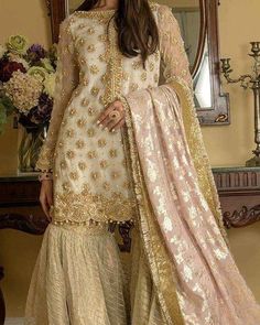 Wedding Outfits Ideas, Jeans Casual Outfit, Casual Outfit Summer, Nikkah Bride, Pakistan Dress, Desi Outfits