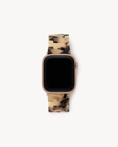 A classic oyster-style band, reimagined for the Apple watch in our fine Italian acetate. Deluxe edition includes a resizing kit and adaptable connector for a universal fit. Apple Watch Rose Gold, Rose Gold Bands, Rose Gold Apple Watch, Matte Black Hardware, Hoop Charms, Rose Gold Band, Rose Gold Hardware, Christmas 2024, Black Hardware