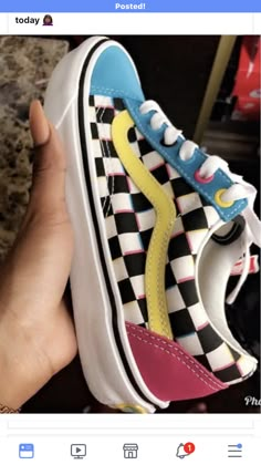 Tenis Vans, Shoe Inspo, Leather Shoes Woman, Shoe Closet, Dream Shoes, Sneaker Heels, Custom Shoes, Vans Shoes, Shoe Game