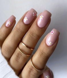 Pink Flower Nails, Graffiti Nails, Nails Flower, Nails Summer Nails, Nails Yellow, Super Cute Nails, Daisy Nails, Finger Nails