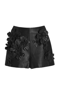 Leather Shorts W/ Flowers By Oscar De La Renta | Moda Operandi Black Leather Shorts, Leather Shorts, Night Outfits, Wearing Black, Designer Outfits Woman, Feminine Style, Fashion Lover, Moda Operandi, Daily Fashion