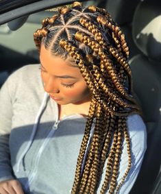 Jumbo Box Braids Styles, Braids Blonde, Triangle Braids, Triangle Box Braids, Individual Braids