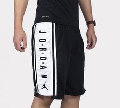 Air Jordan HBR Men's Basketball Shorts Black and white BQ8393-010 (Quick Dry/Breathable) Jordan Clothes, Jordan Outfits, Marina Blue, Blue Trousers, University Blue