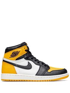 This is not the fit I thought. The neck is wider than I thought. Taxi Jordan 1, Black And Yellow Jordans, Jordans Yellow, Air Jordan Yellow, Black And Yellow Shoes, Tenis Jordan Retro, Gold Jordans, Yellow Jordans, Air Jordan 1 Yellow