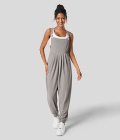 Overalls Women Fashion, Home Outfit Ideas, Work From Home Outfit Ideas, Overalls Casual, Work From Home Outfit, Overalls Outfit, Loose Jumpsuit, Casual Joggers, Overalls Women