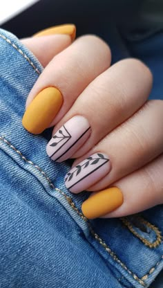 Yellow Nail Art, Square Nail Designs, Short Square Nails, Her Nails, Short Acrylic Nails Designs, Yellow Nails, Short Acrylic Nails, Matte Nails, Square Nails