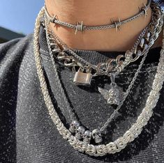 Grunge Accessories, Grunge Jewelry, Edgy Jewelry, Dream Aesthetic, Aesthetic Edits, Accesories Jewelry, Dope Jewelry, Jewellery Ideas, 90s Grunge