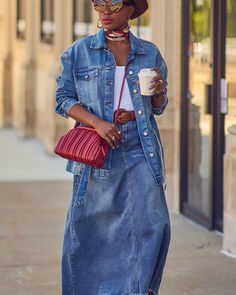 Farotelle | Fashion & Style (@farotelle) • Instagram-fényképek és -videók Double Denim Looks, Double Denim, Clothes Closet, Denim Skirt, Style Me, Cute Outfits, Street Style, Fashion Outfits