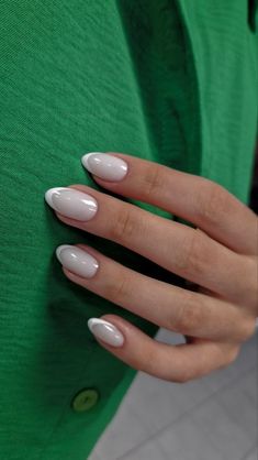 Paznokcie Hello Kitty, White French Nails, Nagel Tips, Basic Nails, Classic Nails