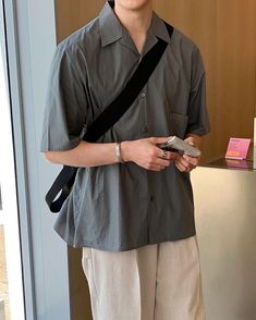 Minimalist Style Outfits Men, Asian Boy Outfits, Korean Fashion Men Summer, Minimalist Outfit Men, Guy Fits, Minimalist Fashion Men, Classy Outfits Men