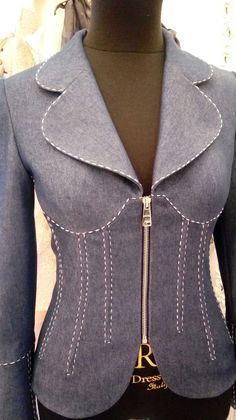 Fashion Jackets For Women, Jacket Making, Blazer Outfits For Women, Corporate Attire, Corset Fashion, Blazer Jackets For Women, Coat Women Fashion, Jacket Pattern Sewing, Woman Suit Fashion