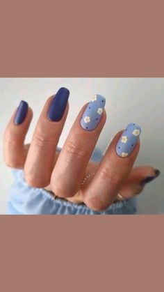 Trendy Blue Nails, Blue Acrylic Nails, Nagel Tips, Smink Inspiration, Simple Gel Nails, Short Acrylic Nails Designs, Floral Nails, Short Acrylic Nails, Nail Arts