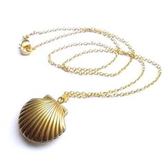 000017 ///Sea Shell Locket, Mermaid Valentine Necklace, Beach Locket, Gold Tone Brass, Shell Locket, Nautical Jewelry/Printed On Premium Matte Photo Paper For The Best Clarity And Color + Pendant Size: Your Choice Of 1” (25mm) Approximately The Size Of A Quarter Or 1.25" (30mm) Handmade Chain Details + All Chains Are 24/”Condiction New/ Buy Now Or Best Offer! Mermaid Valentine, Seashell Locket, Mermaid Locket, Shell Locket, Valentine Necklace, Shell Mermaid, Locket Gold, Nautical Necklace, Beachy Jewelry