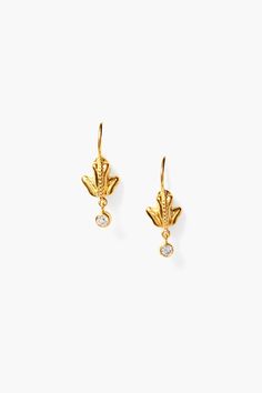 Dainty drop earring featuring detailed gold frog and white diamond accent. 18k gold plated sterling silver, .20ct white melee diamond. 1" drop. Handmade in Vietnam. Frog Design, Diamond Fashion, Toe Rings, Diamond Sizes, Gold Plated Sterling Silver, Accessories Shop, Ring Bracelet, White Diamond, Anklets