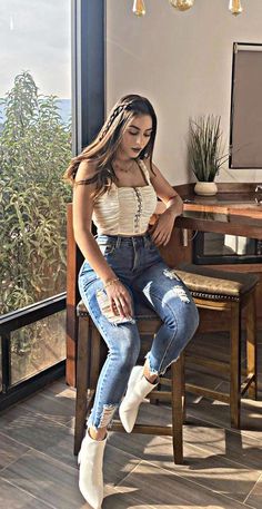 Botas Blancas Outfits, Outfits Buchonas, Casual Outfit Inspiration, Cool Summer Outfits, Casual Day Outfits, Causual Outfits, Fashion Mistakes, Teenage Fashion Outfits, Elegant Outfit