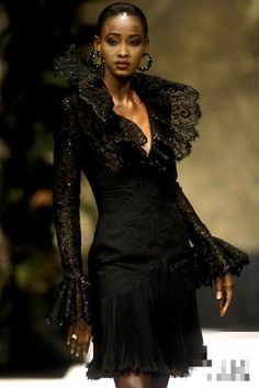 Black Supermodels, Yves Saint Laurent Dress, Yves Saint Laurent Haute Couture, Saint Laurent Haute Couture, Saint Laurent Dress, 90s Runway, Gothic Vampire, Dior Haute Couture