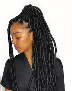 Faux Dreads Styles, Faux Dreads, Faux Locs Hairstyles, Twist Braid Hairstyles, Box Braids Styling, Hair Laid, African Braids Hairstyles, Braided Hairstyles For Black Women, Locs Hairstyles