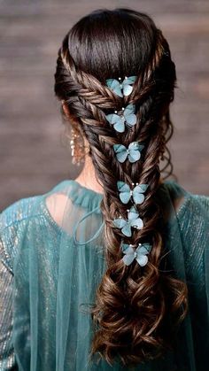 Beauty and Makeup: #beauty, #makeup, #skincare, #haircare Butterfly Hairstyle, Hair Style On Saree, Hair Style Vedio, Bridal Hair Buns, Long Hair Wedding Styles, Trendy Hairstyle, Front Hair Styles, Hair Up Styles