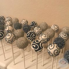 Royal Blue & Silver Cake Pops-Cake Ballerina-Cake Pops Blue Silver Cake, Silver Cake Pops, Wedding Cake Funfetti, Cake Pops Display, Baby Blocks Cake, Lemon Wedding Cakes, Graduation Cake Pops, Star Cake Pops, Gold And White Cake