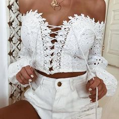 Lace V-neck Short Crop Top White Lace Crop Top, Lace Up Leggings, 파티 드레스, Crop Top And Shorts, Lace Crop Tops, Dress Plus Size, Lace Bodysuit, Dress Code, Beach Jewelry