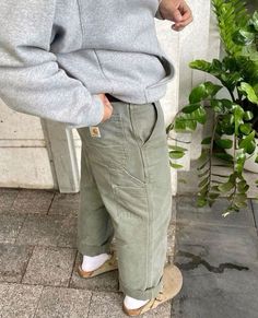 Men’s Scandinavian Fashion, Guys Fits, Boyfriend Outfit, Guy Fits, Neville Longbottom, Carhartt Pants, Fall Outfits Men, Boy Fits, Guys Clothing Styles